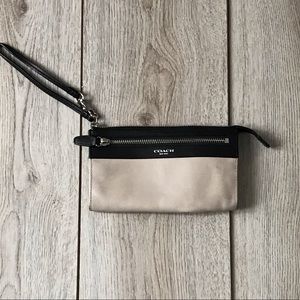 COACH NEW YORK WRISTLET